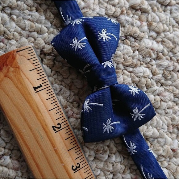 Bow Tie Dog Collar White palm tree & Navy color (M) - Picture 3 of 9